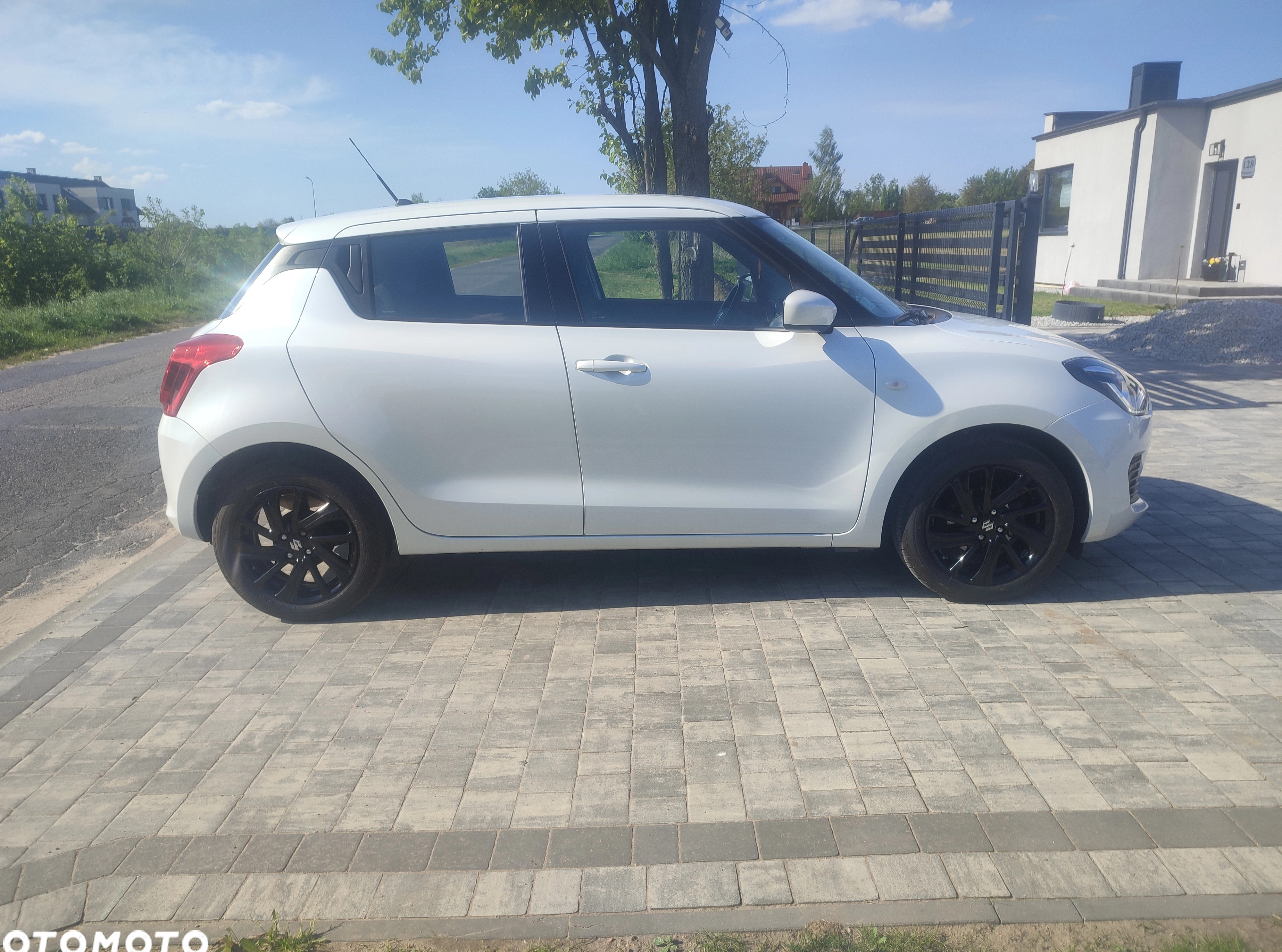 Suzuki Swift cena 52900 przebieg: 42567, rok produkcji 2022 z Rychwał małe 211